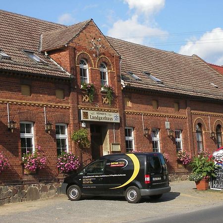 Werners Landgasthaus Lieskau Exterior foto