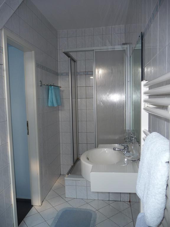 Werners Landgasthaus Lieskau Zimmer foto